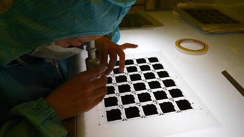 أحدث مدونات الشركة حول التطبيقات الرئيسية والاتجاهات المستقبلية للحفر الكيميائي الضوئي في التصنيع المتقدم