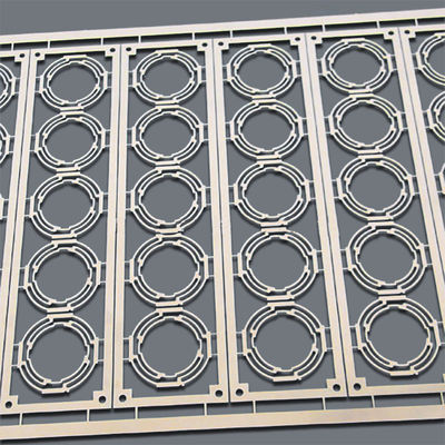 سعر جيد خدمات قطع معدنية متقدمة الدقة من ريل إلى ريل الحفر المصنع الانترنت